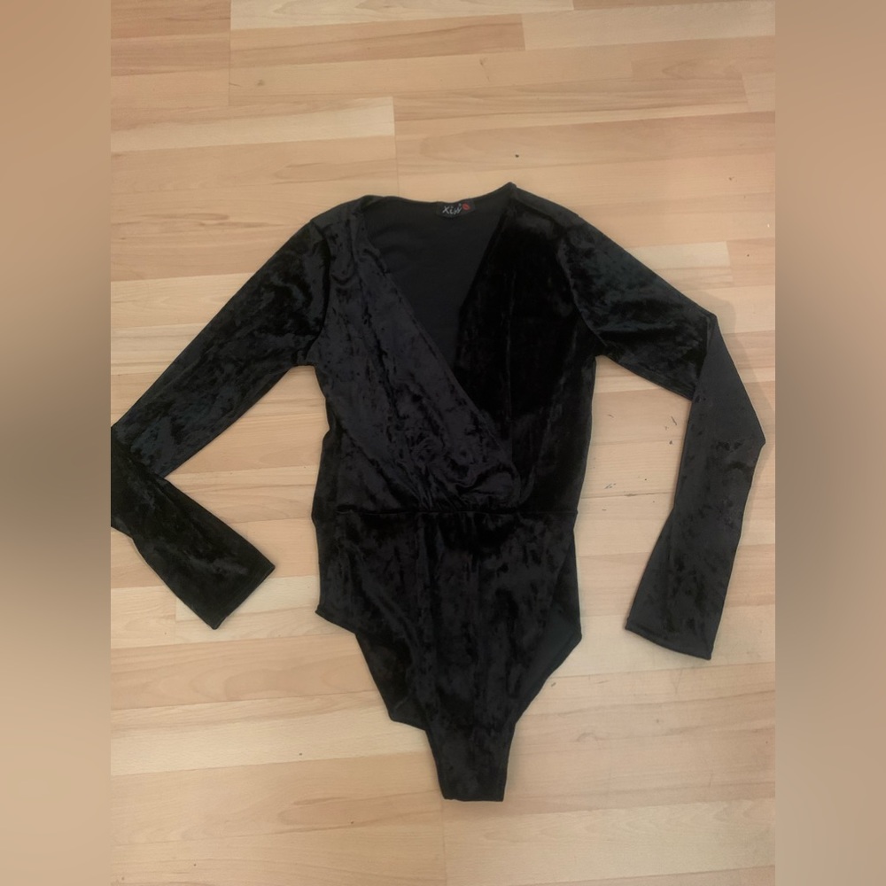Ladies velour bodysuit